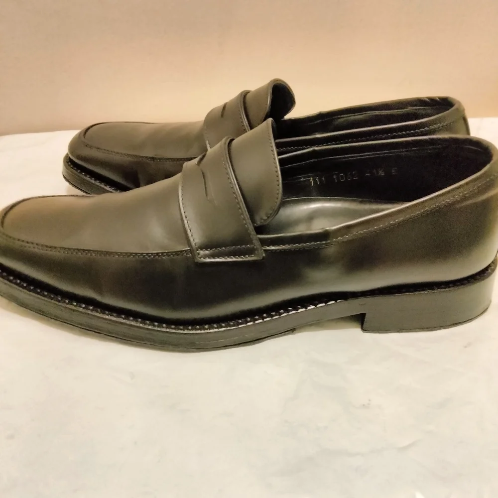 Gucci Men's Mogan Leather Penny Loafers - Picture 3 of 11